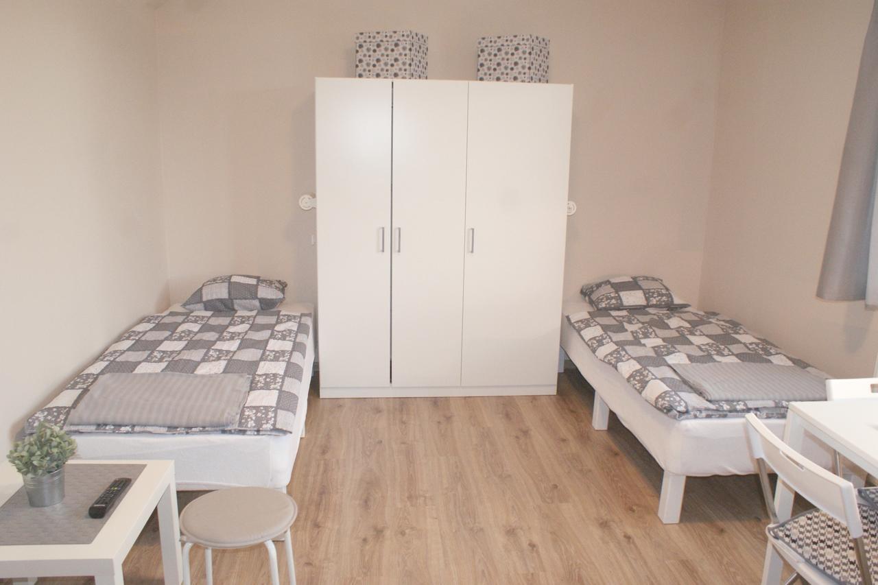 Apartamenty Na Debcu Posen Exterior foto