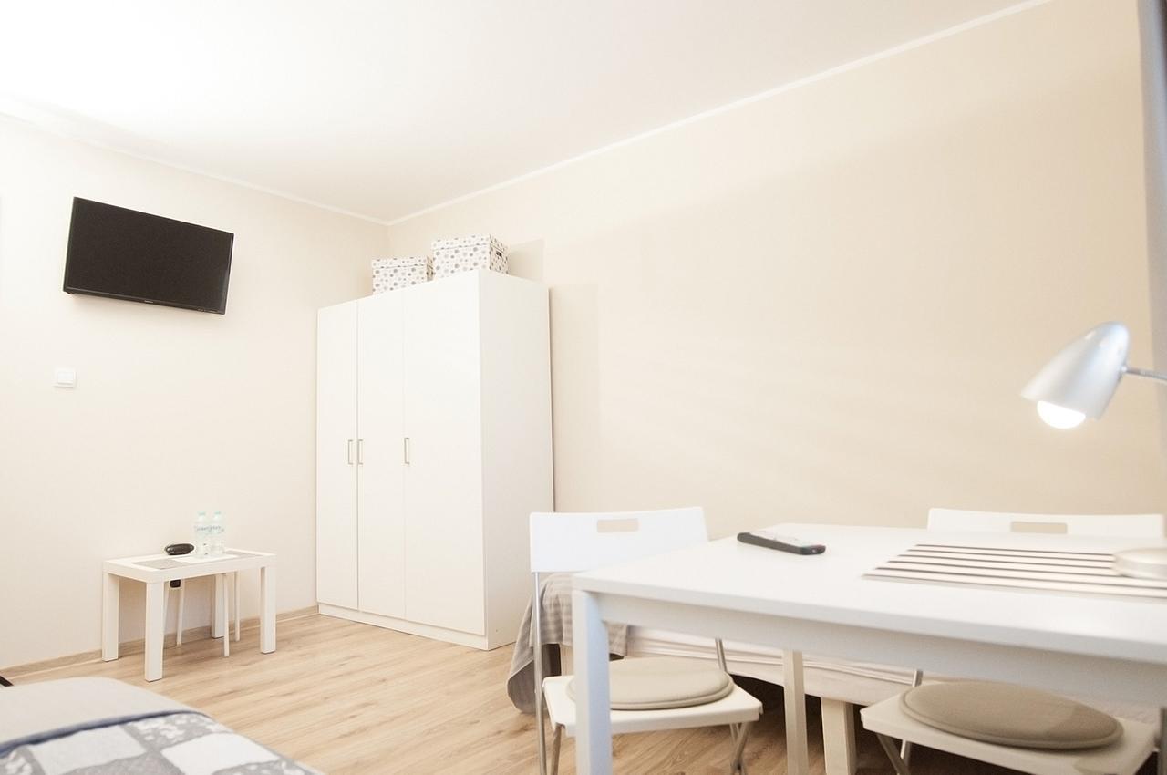 Apartamenty Na Debcu Posen Exterior foto
